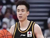 开云体育官网入口网页-强强对决！两大俱乐部迎来一场胶着比赛，激烈角逐无人能预测的简单介绍