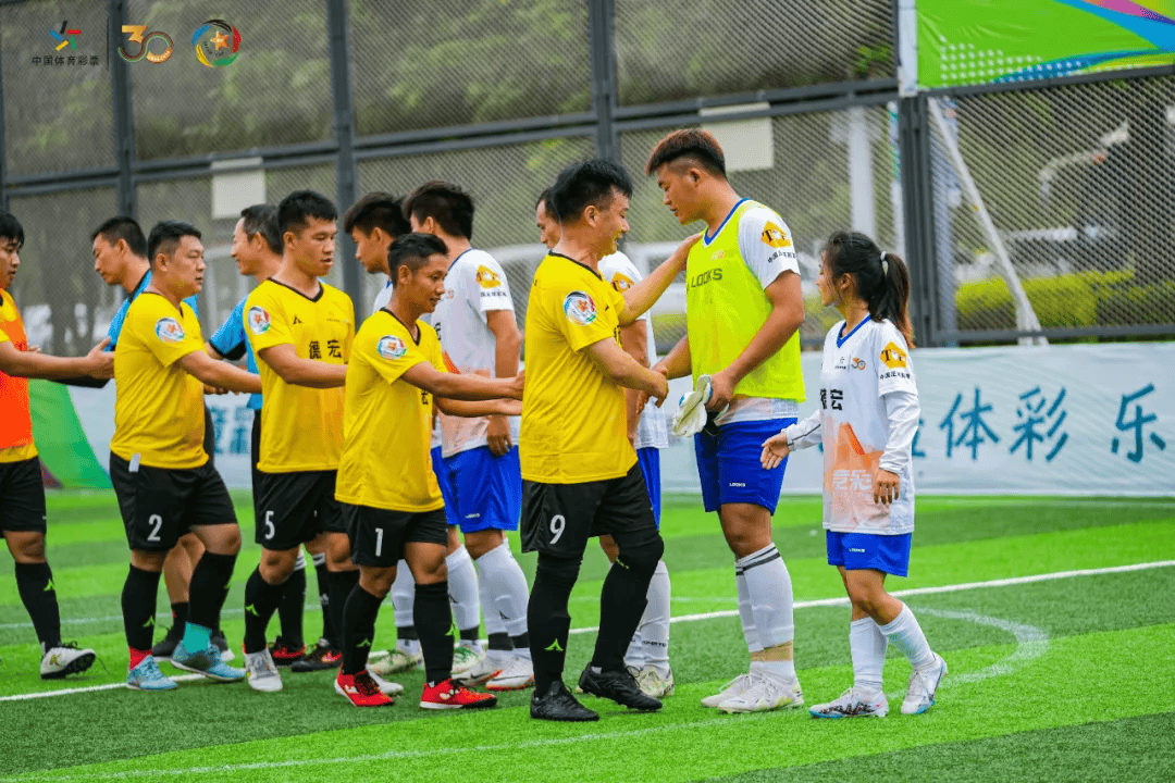 关于国内足球联赛魅力无限，球队实力不断提升的信息